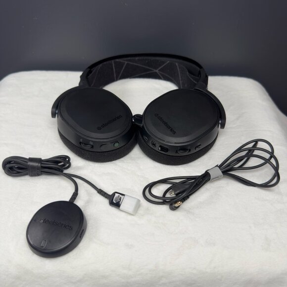 SteelSeries Arctis 7 Wireless Gaming Headset (Black) - Picture 2 of 9